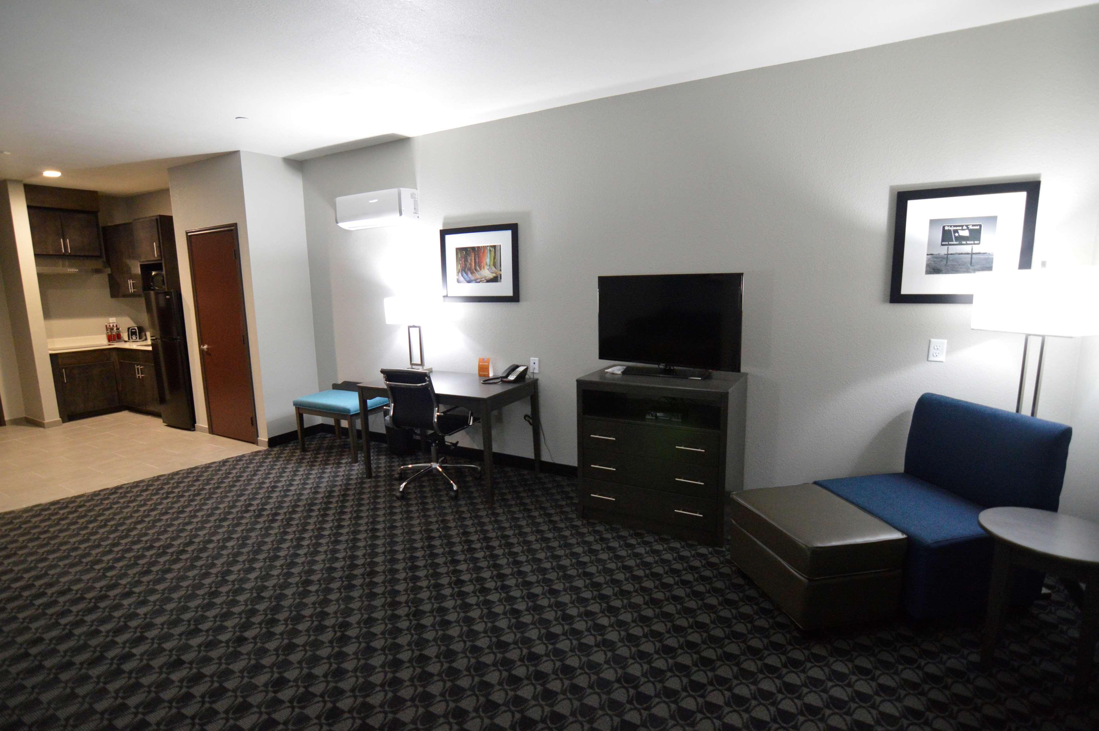 Best Western Plus Waller Hotel Buitenkant foto