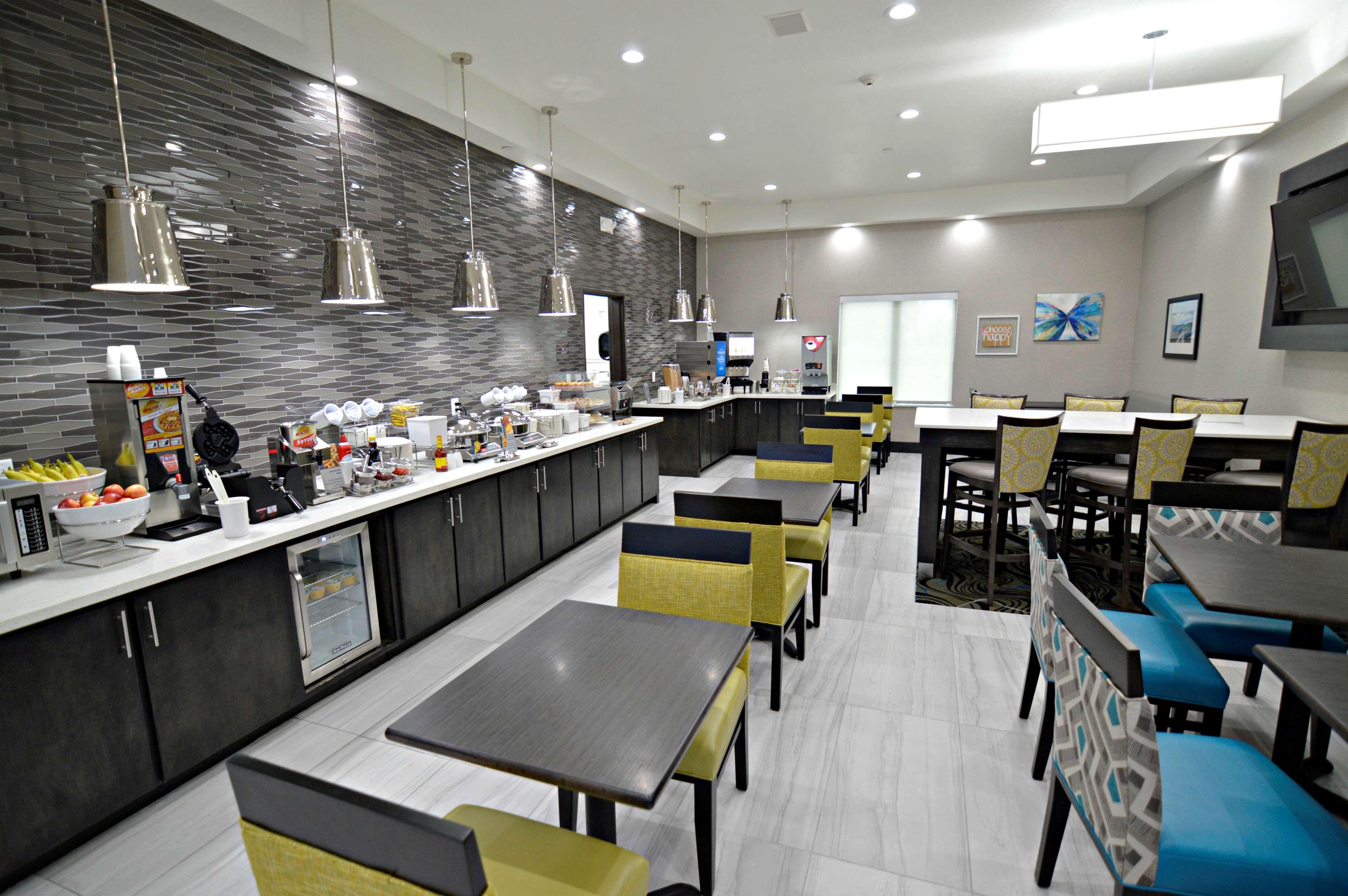 Best Western Plus Waller Hotel Buitenkant foto