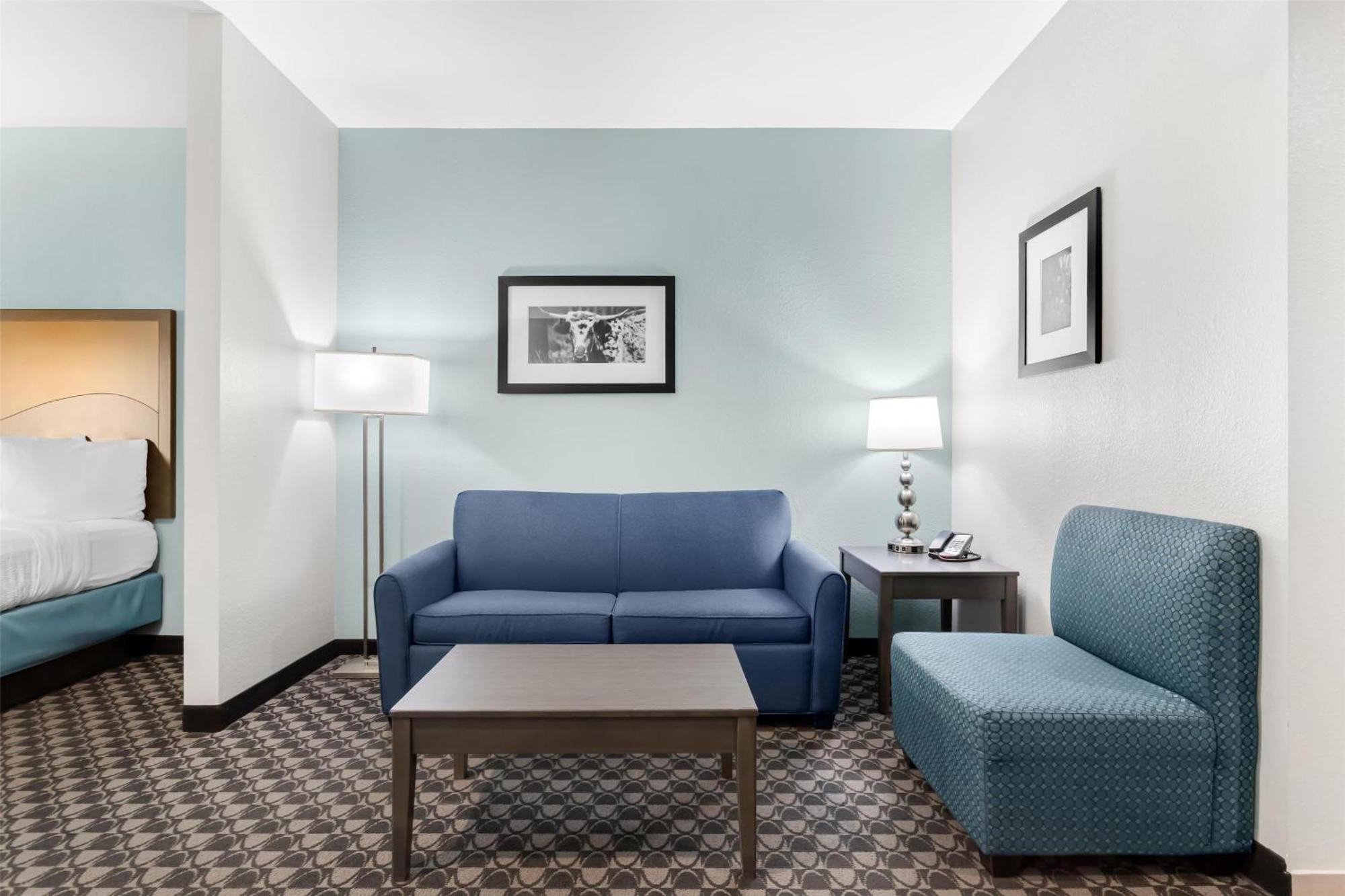 Best Western Plus Waller Hotel Buitenkant foto